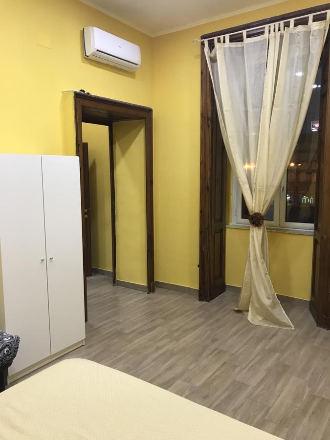 La Casa Di Fafa Bed & Breakfast Napoli Exterior foto